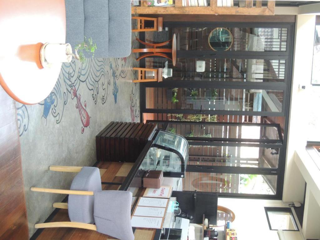 Aiims Tales Canal Boutique House Bangkok Exterior photo