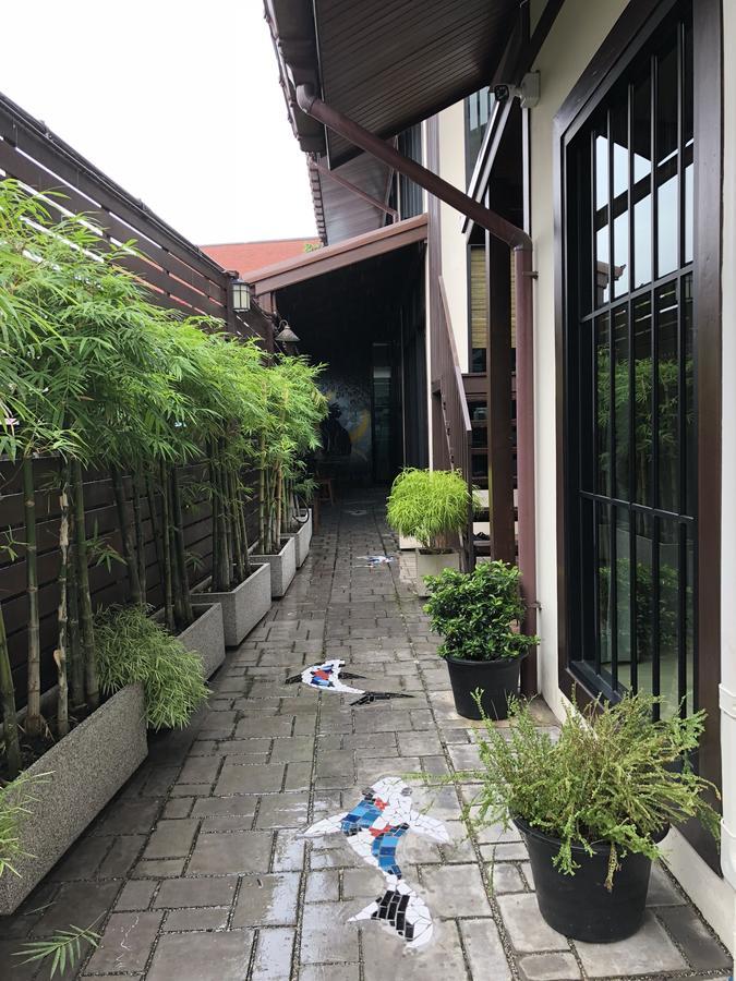 Aiims Tales Canal Boutique House Bangkok Exterior photo